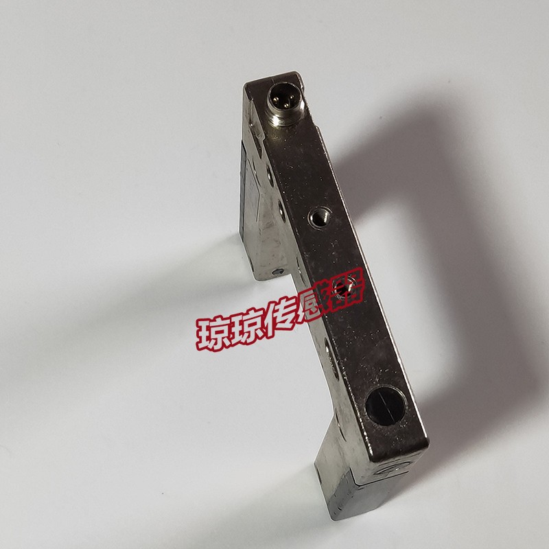 美国邦纳SLM80B6Q SLM50P6Q槽型叉光电开关传感器