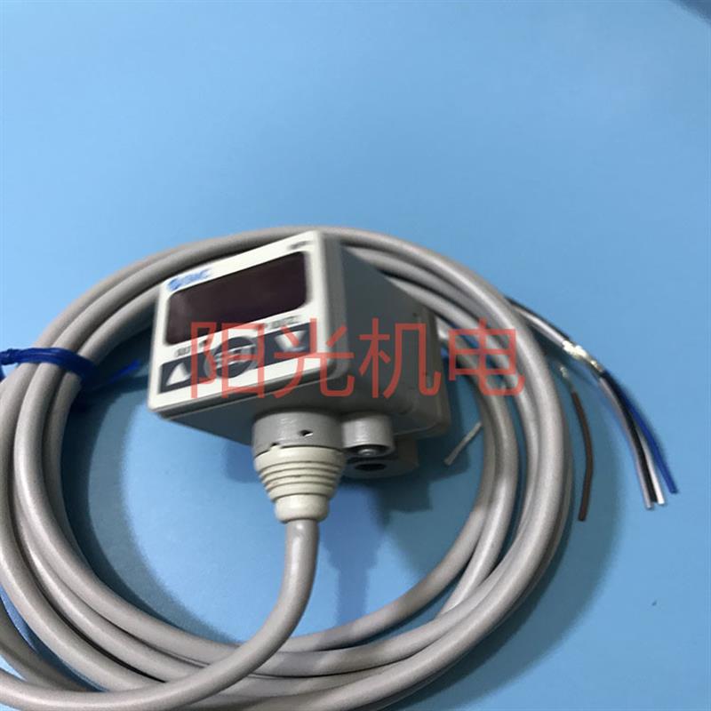 供应日本进口真空数显压力传感器ZSE40-M5-22L-M 质量保证