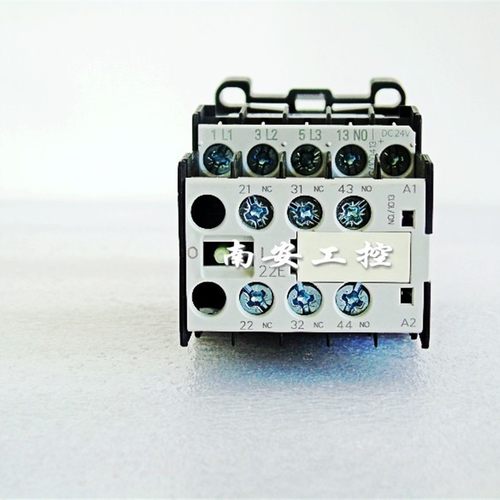 3TH2222-0BB4 3TH2222-OBB4 DC24V  德国现货中间继电器