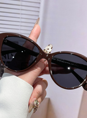 冲量特惠韩版时尚防紫外线猫眼太阳镜男女同款高级感TR偏光墨镜