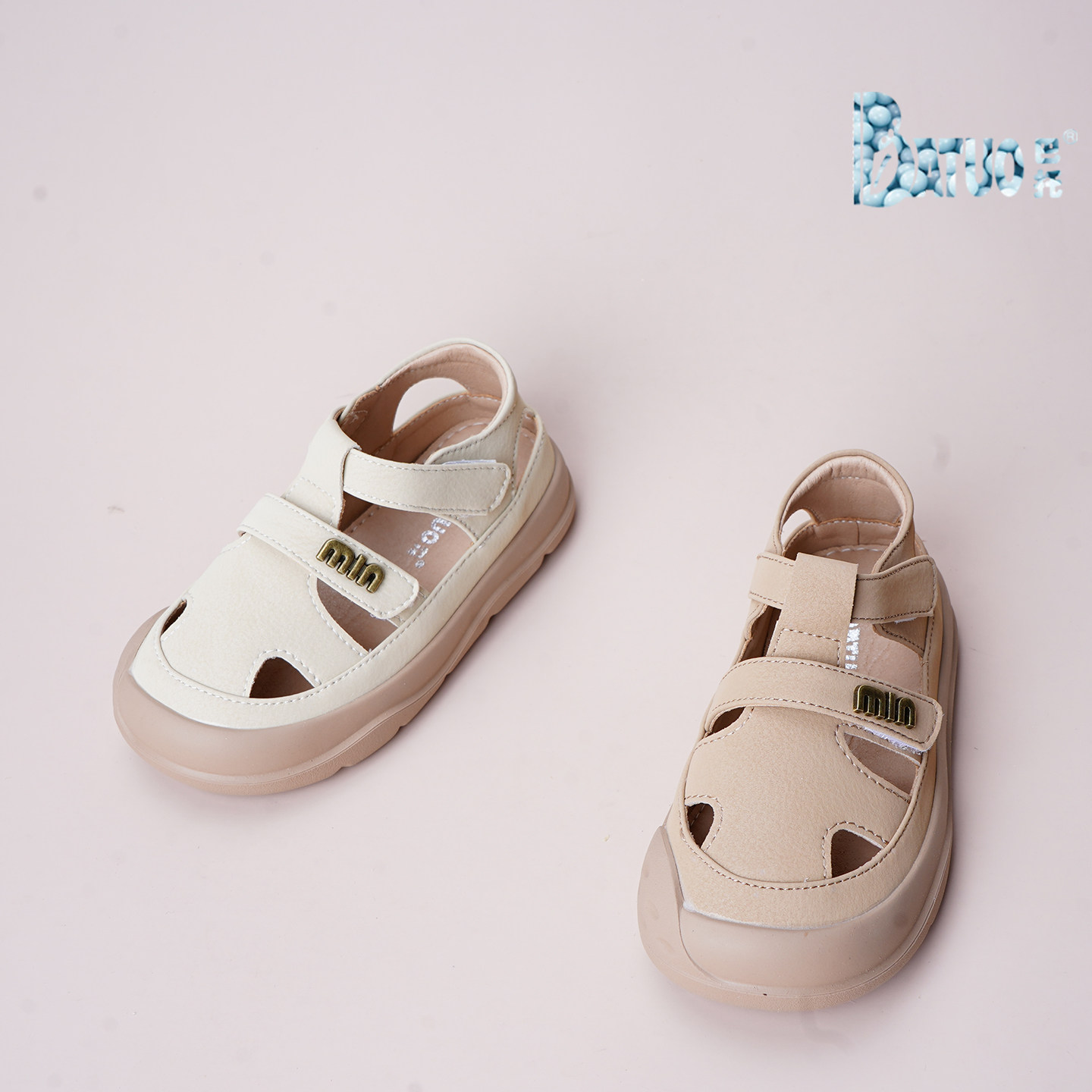 巴托童鞋 26夏季新品 韩版宝宝儿童软底防滑休闲皮鞋凉鞋MK5225