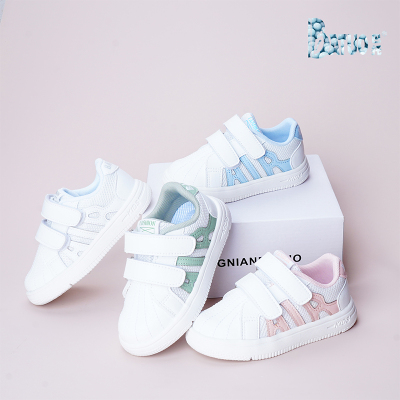 巴托童鞋 春秋季新品 超软轻防滑小板鞋白鞋儿童透气休闲鞋LV203