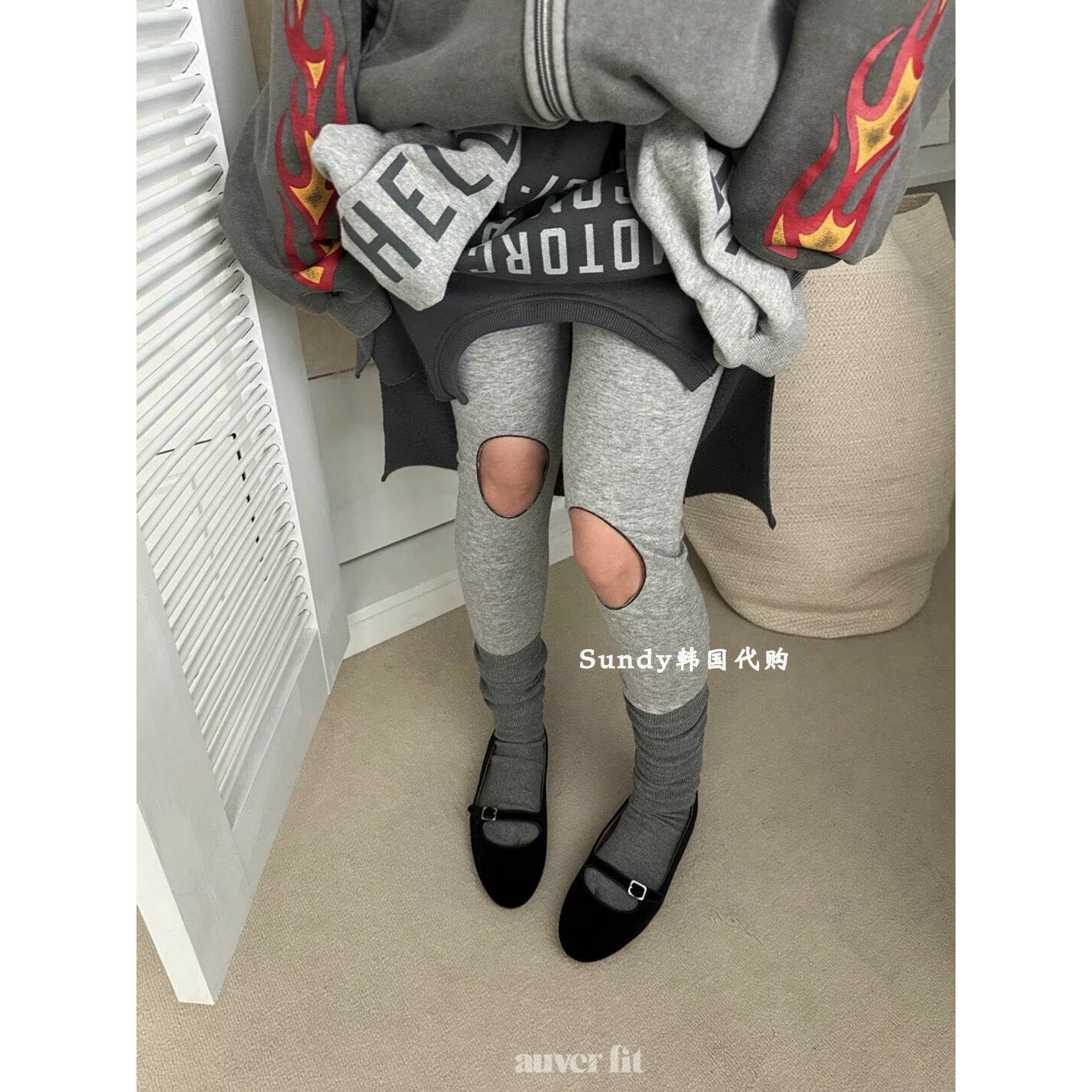 直邮韩国代购25冬INS博主 时尚高腰破洞显瘦纯色百搭打底裤女,女装/女士精品,打底裤,淘宝优惠券,粉丝福利购,淘宝优惠卷