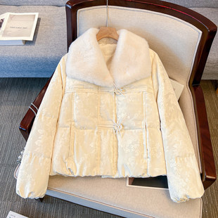 新中式国风白色羊羔毛翻领提花羽绒服女轻奢高级感2025冬装厚外套