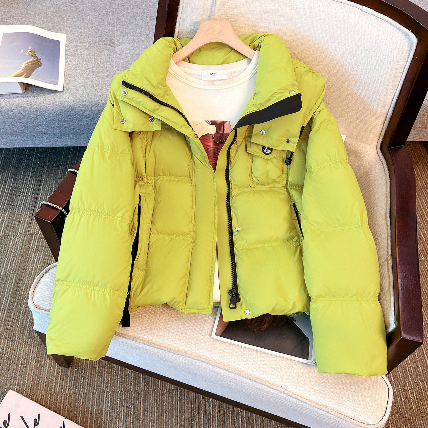 新国标90白鸭绒加厚连帽羽绒服女短款2025冬装新款巨好看绿色外套,女装/女士精品,羽绒服,淘宝优惠券,粉丝福利购,淘宝优惠卷