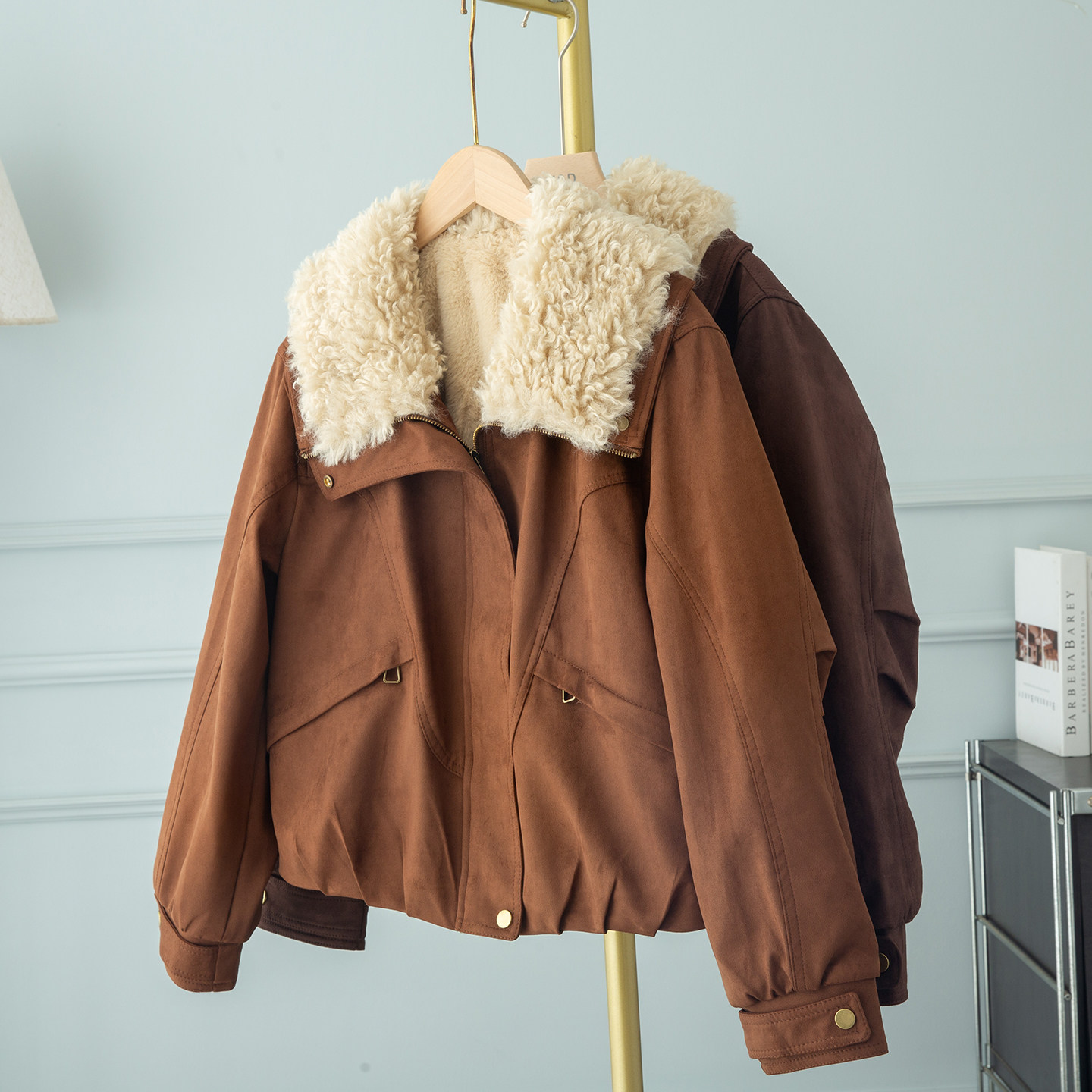 初冬羊羔毛绒翻领外套女2026今年流行新爆款小个子加绒加厚短夹克,女装/女士精品,短外套,淘宝优惠券,粉丝福利购,淘宝优惠卷