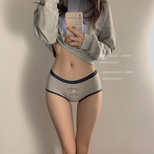 可爱甜美中腰少女生三角裤 女士纯棉2025新款 英伦小熊卡通印花内裤