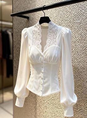 高端小资小上衣巨好看高级感气质御姐掐腰蕾丝拼接白色丝绒衬衫冬