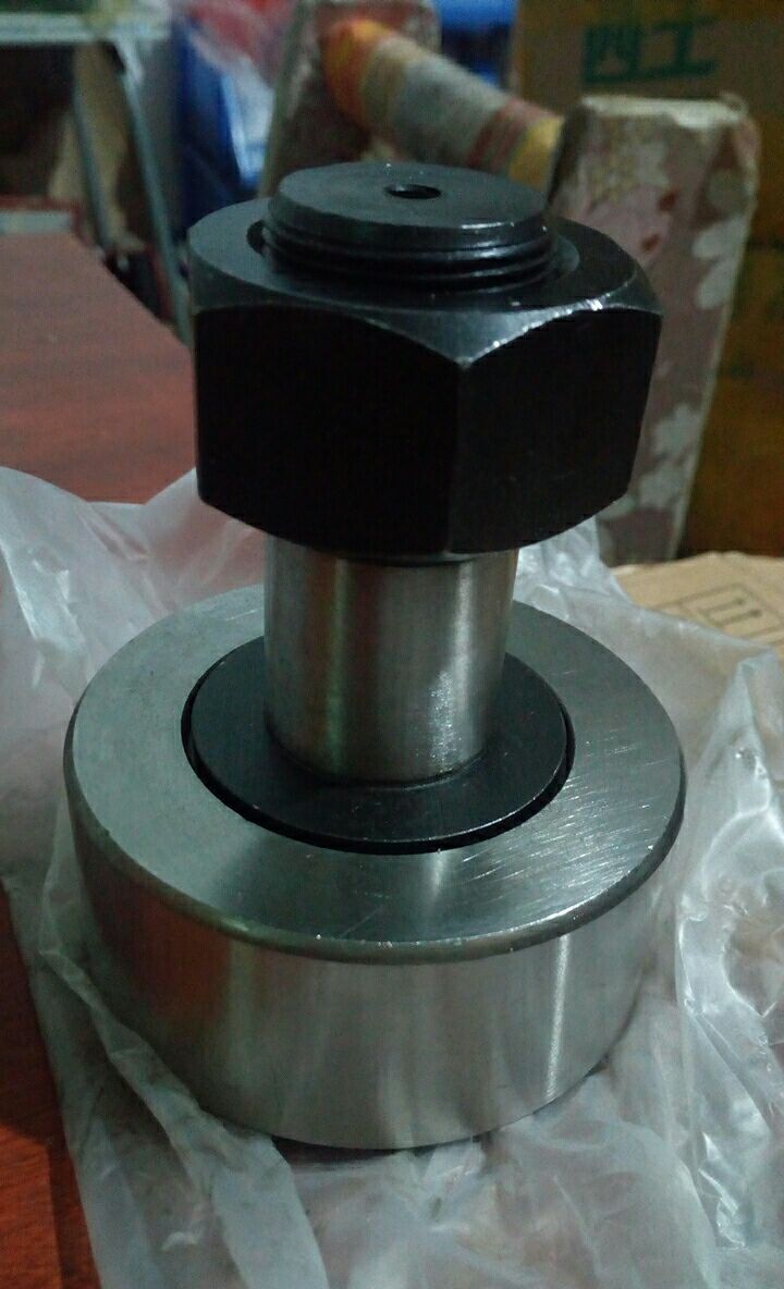 螺栓滚轮轴承CF3 4 5 6 8 10 12 16  18 20 24 30滚针KR26 32 47