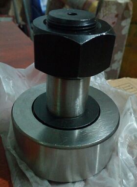 螺栓滚轮轴承CF3 4 5 6 8 10 12 16  18 20 24 30滚针KR26 32 47