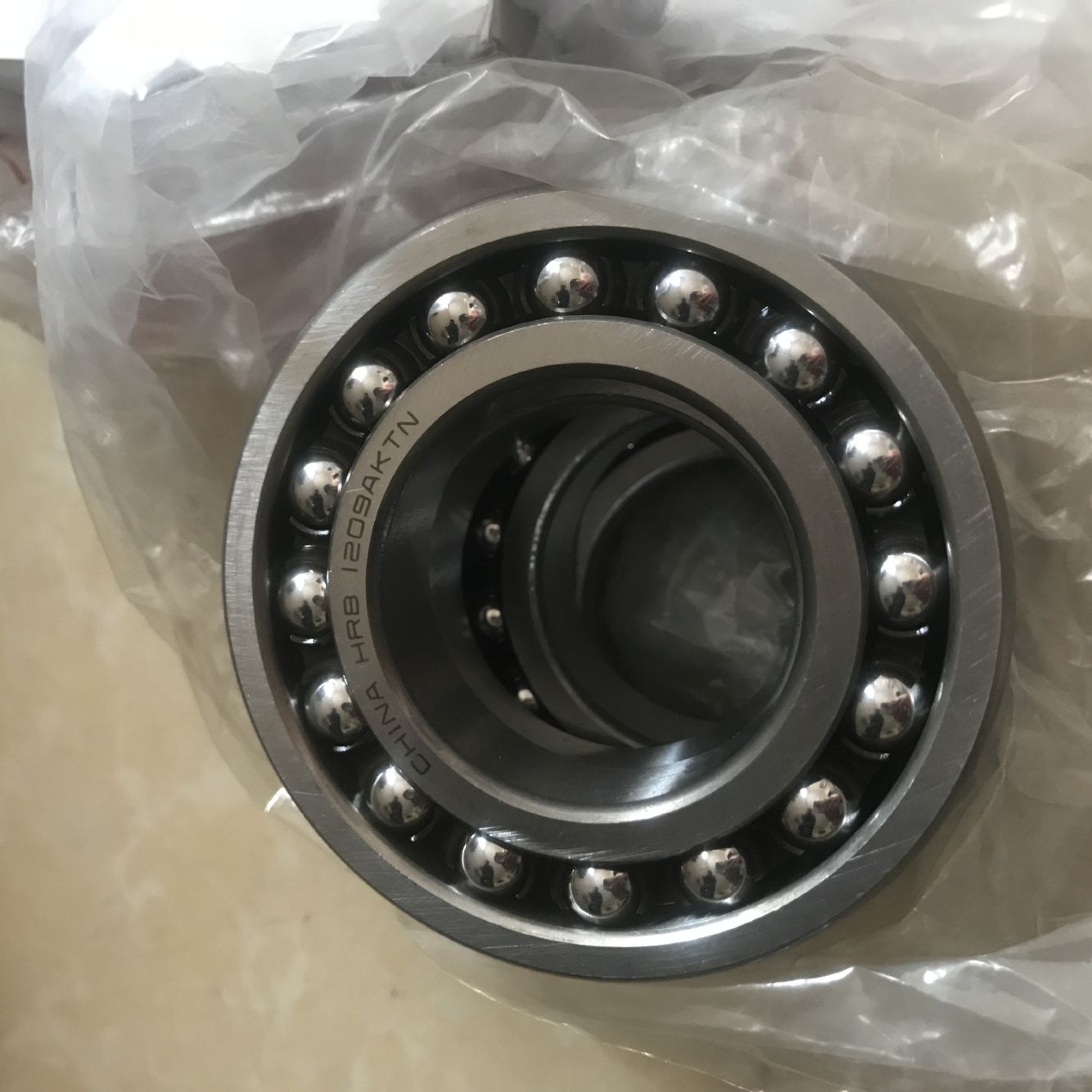 HRB调心球轴承2206 2207 2208 2209 2210 2211 2212 22132214AKTN