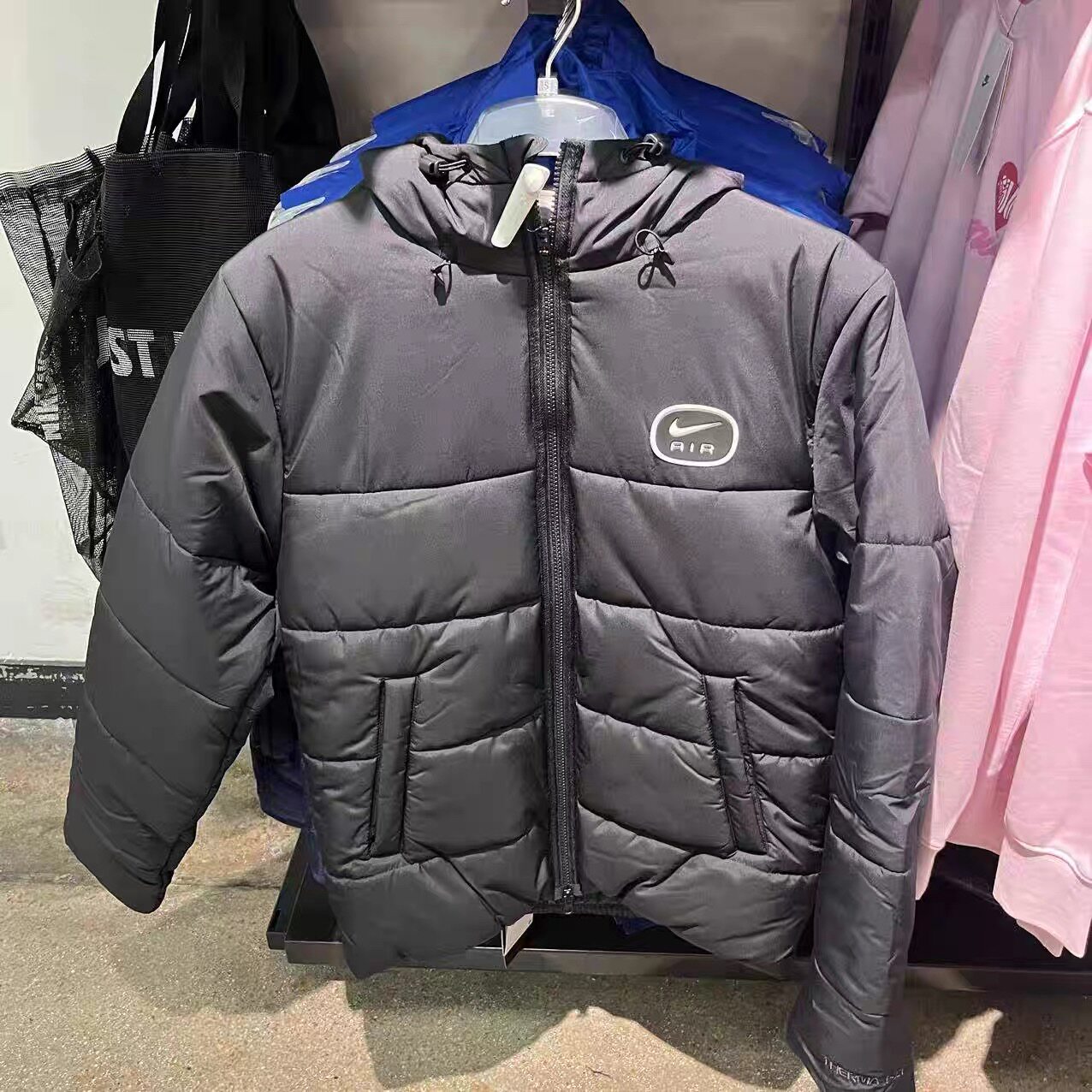 Nike耐克男士连帽拉链运动棉衣保暖防寒外套冬季HM0198-011