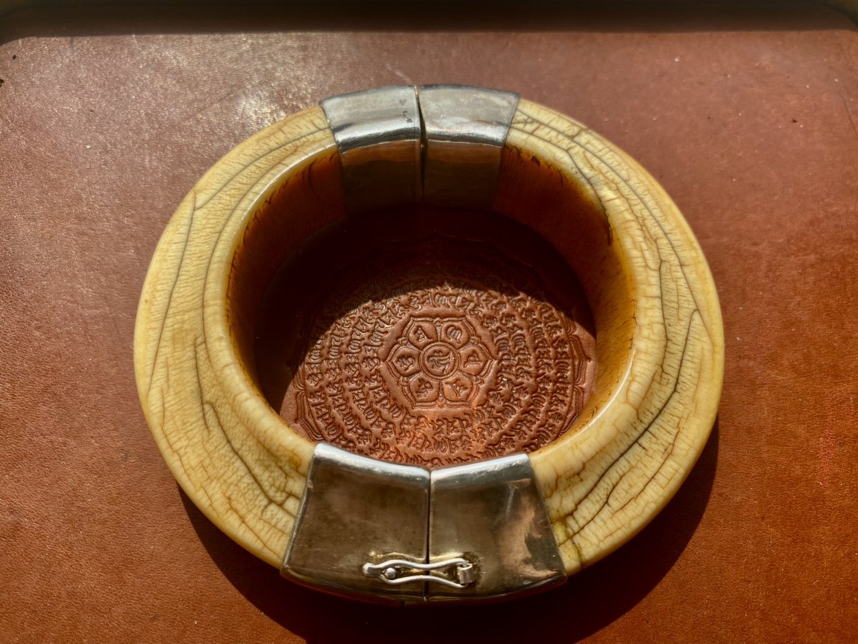 【馆藏级】藏传老猛犸 明代 重器 臂箍 手镯 非 佛头 吊坠 配饰