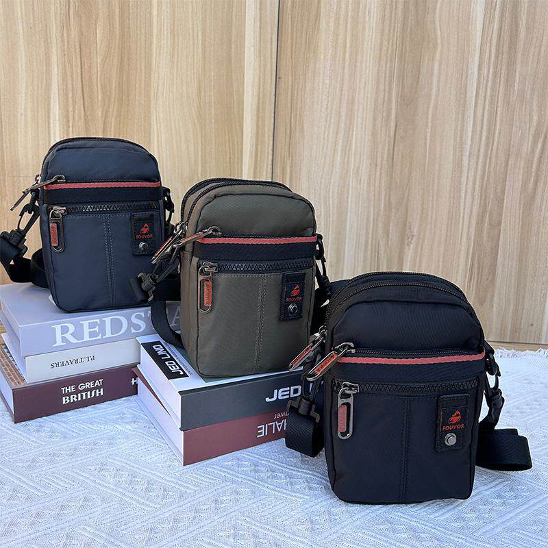 新款男士户外斜挎包运动休闲男单肩包多功能潮流迷你小包手机包