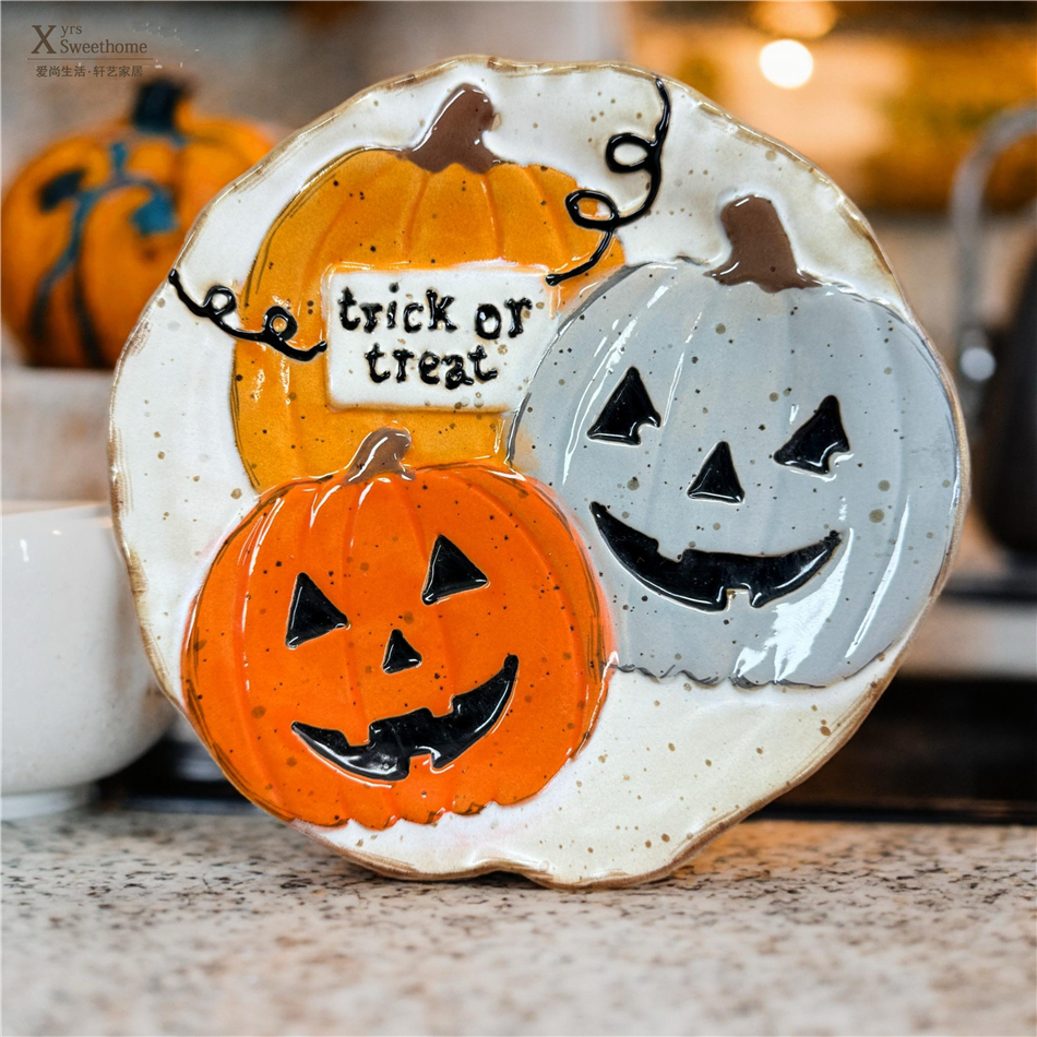 南瓜小鬼盘手绘釉下彩装饰盘