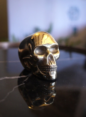 印度骷髅头合金摆件汽车桌面装饰