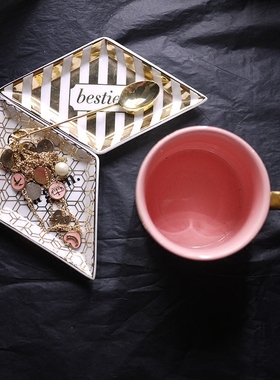 w1962r家派对潮品棱形小碟托盘