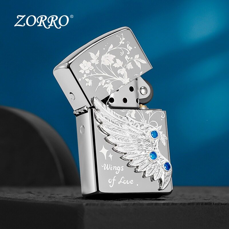 zorro佐罗正品砂轮煤油打火机铜壳亮铬银色贴章热恋之翼翅膀蓝钻图片