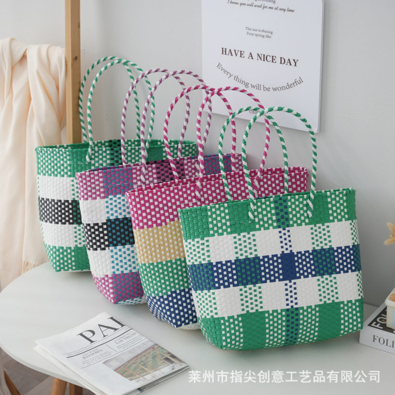 PE塑编条纹大容量女士手提菜篮