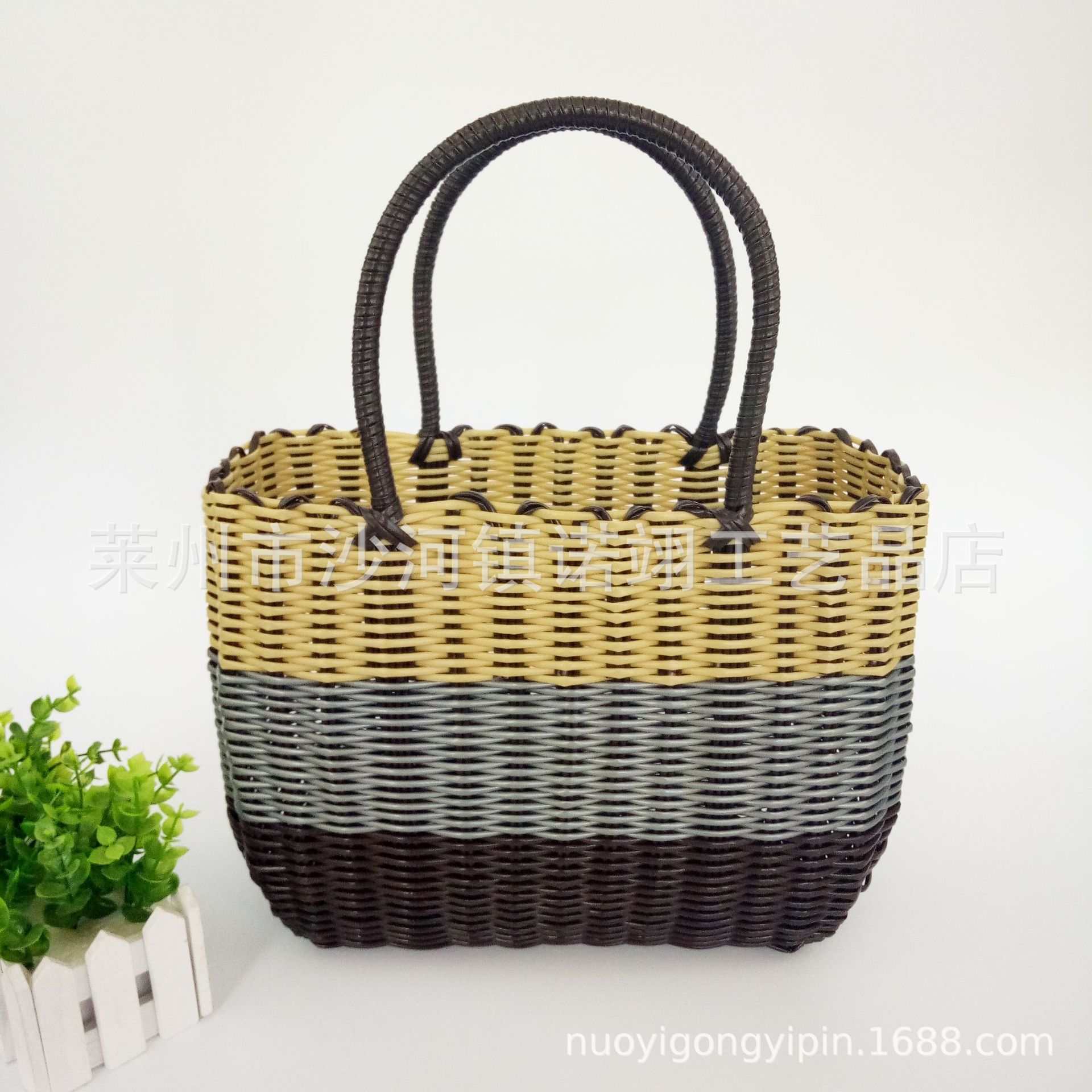 塑料手编中号购物礼品篮