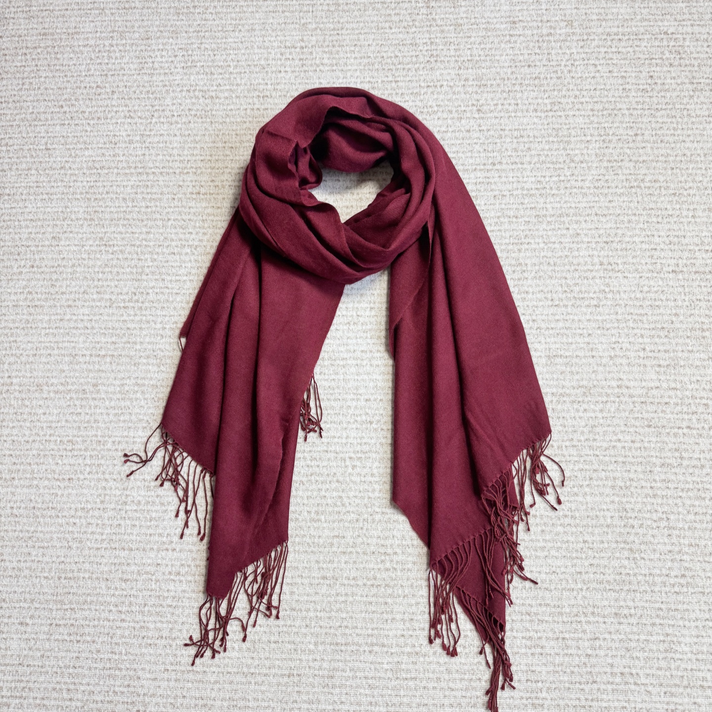 妞妞家秋冬款女士宽版长款简约百搭桑蚕丝羊绒流苏毛织围巾8301