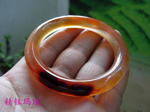 正品纯天然巴西玛瑙圆条手镯52mm 纯天然玛瑙镯子水晶饰品 礼物女