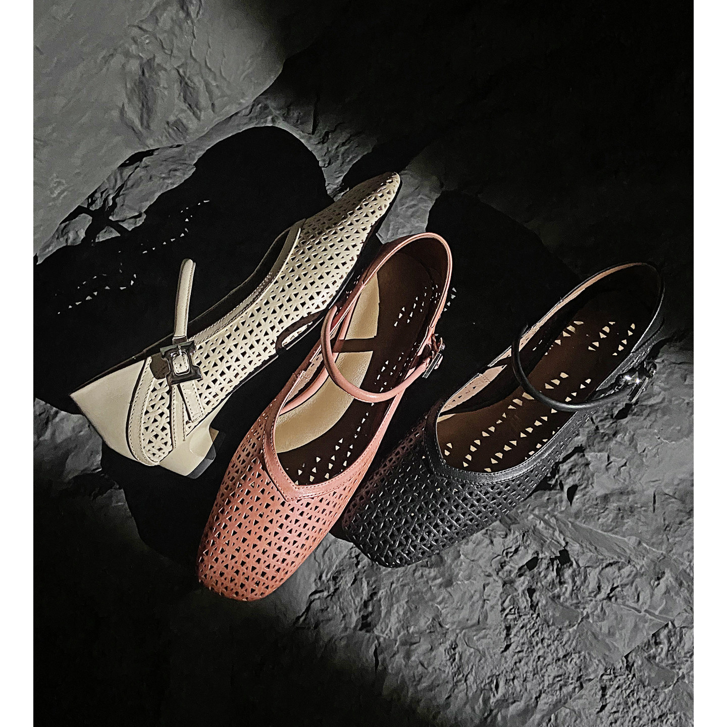 羊皮巨软都市休闲镂空玛丽珍鞋里外粉红色透气清凉低跟黑色女单鞋,女鞋,棉鞋,淘宝优惠券,粉丝福利购,淘宝优惠卷