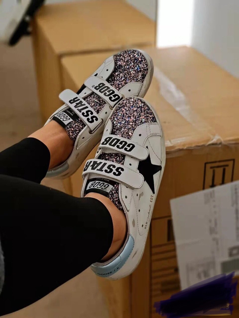 新款做旧星星小脏鞋魔术贴平底小白鞋女板鞋脏脏鞋男女款懒人单鞋