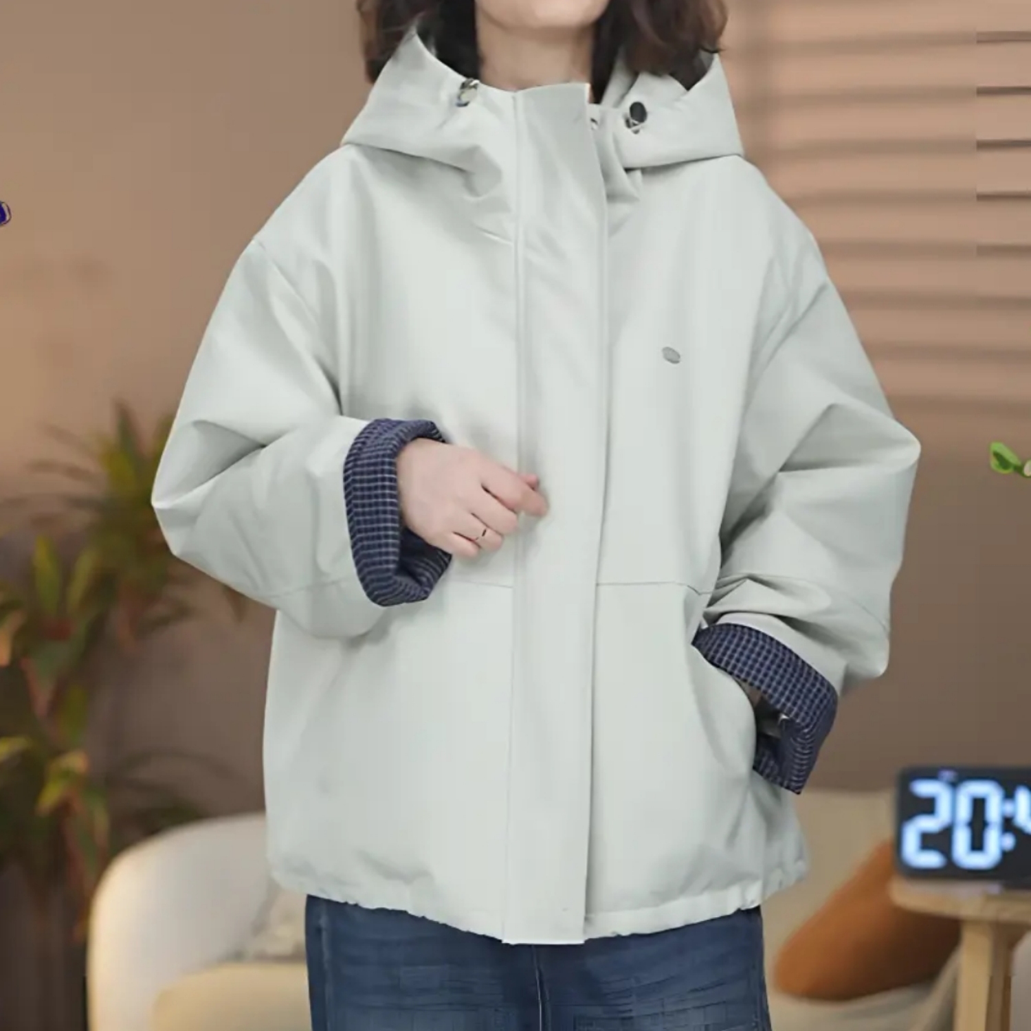 2025连帽派克服夹棉棉服外套早冬季新款时尚百搭休闲防风女