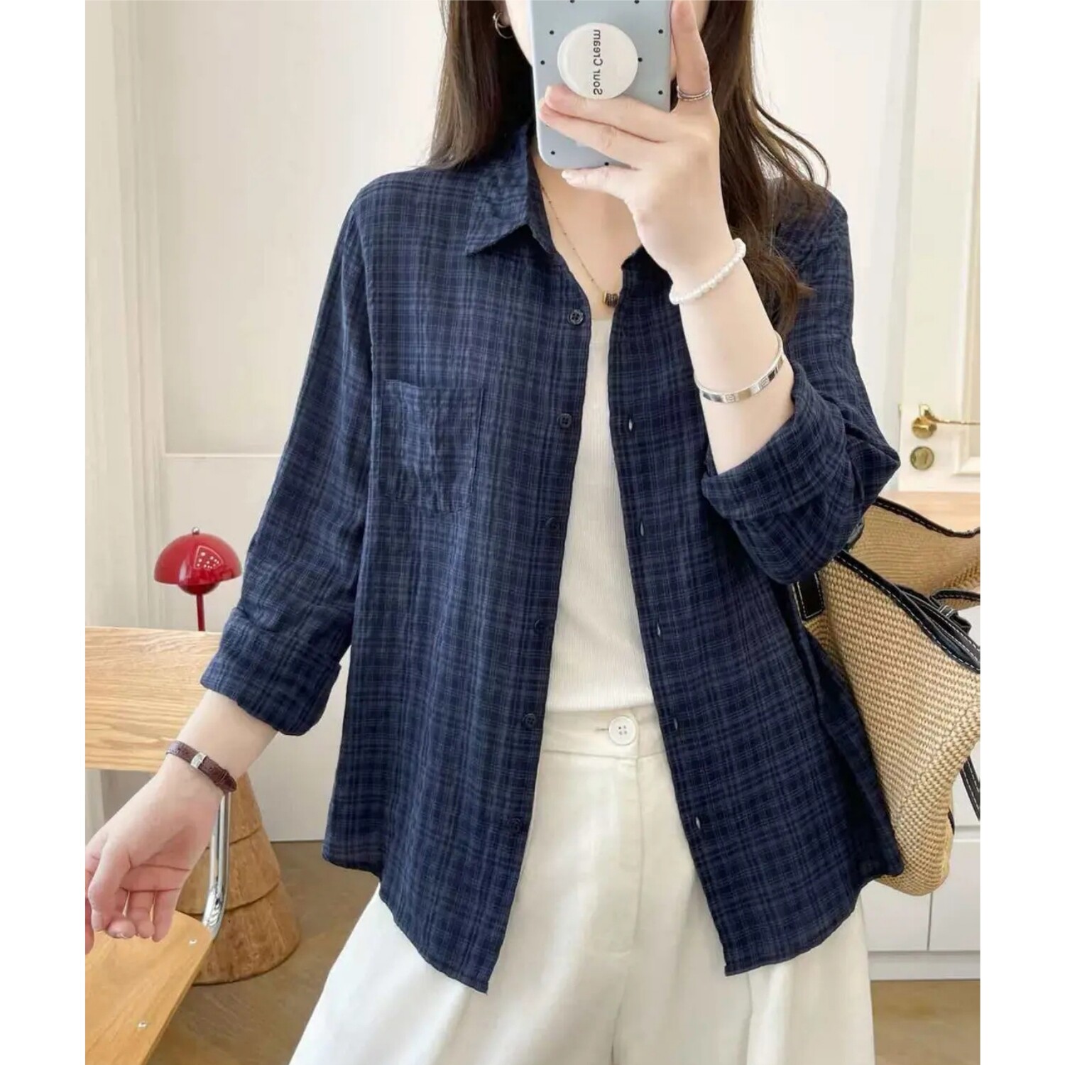 薄透气款夏季泡泡棉爆款格子长袖衬衫女春秋宽松衬衣通勤外搭防晒