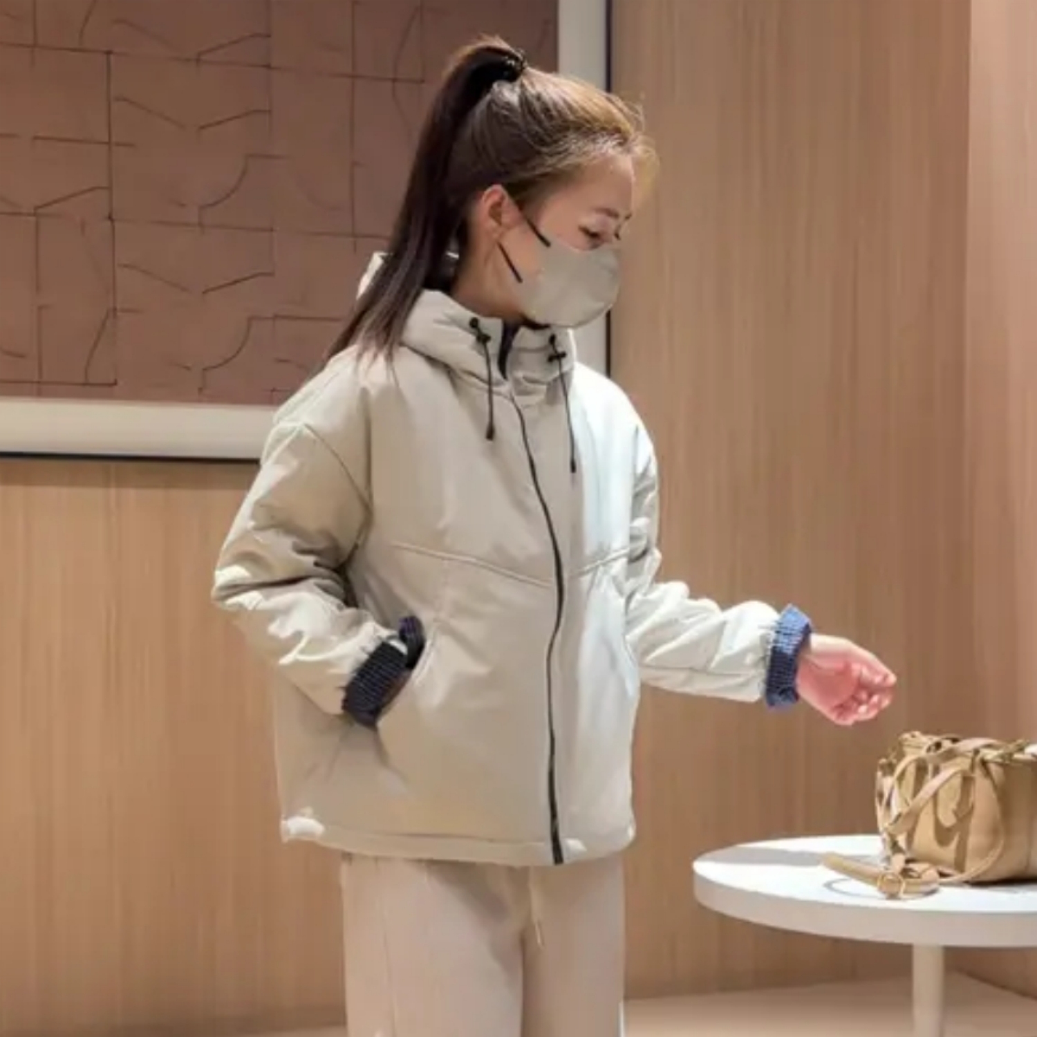 2025连帽格子拼接棉服外套冬季新款夹棉休闲百搭时尚宽松棉衣外套