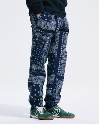 FCRB BANDANA NYLON EASY PANTS腰果花 男士户外运动休闲拉链长裤