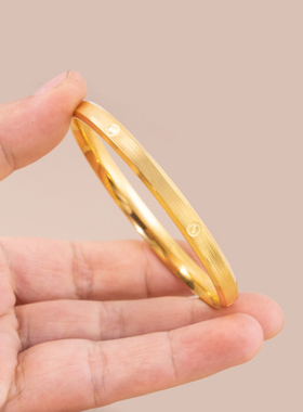 黄金色越南闭口钻纹沙金手镯