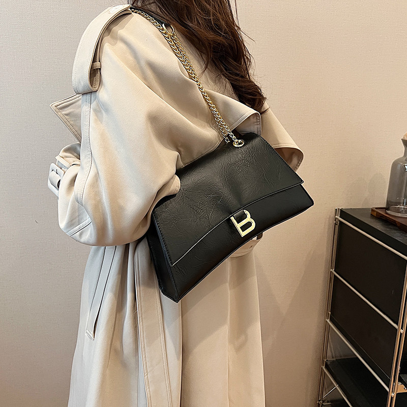 高级感B家软皮高级质感百搭女士单肩斜挎包小众爆款链条沙漏包潮