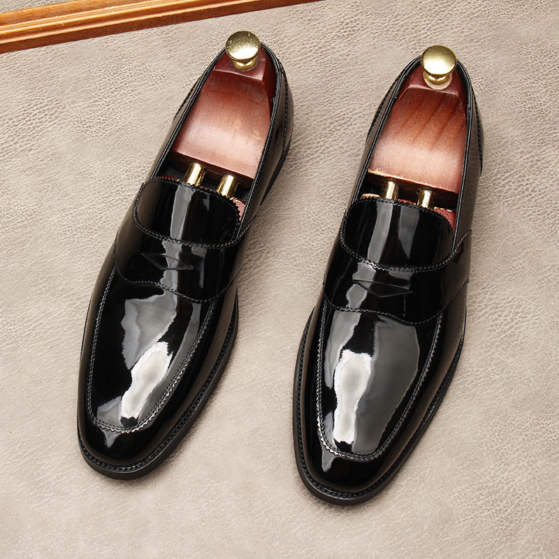 男式商务皮鞋休闲皮鞋漆皮亮面商务男鞋英伦方头真皮鞋韩版套脚鞋