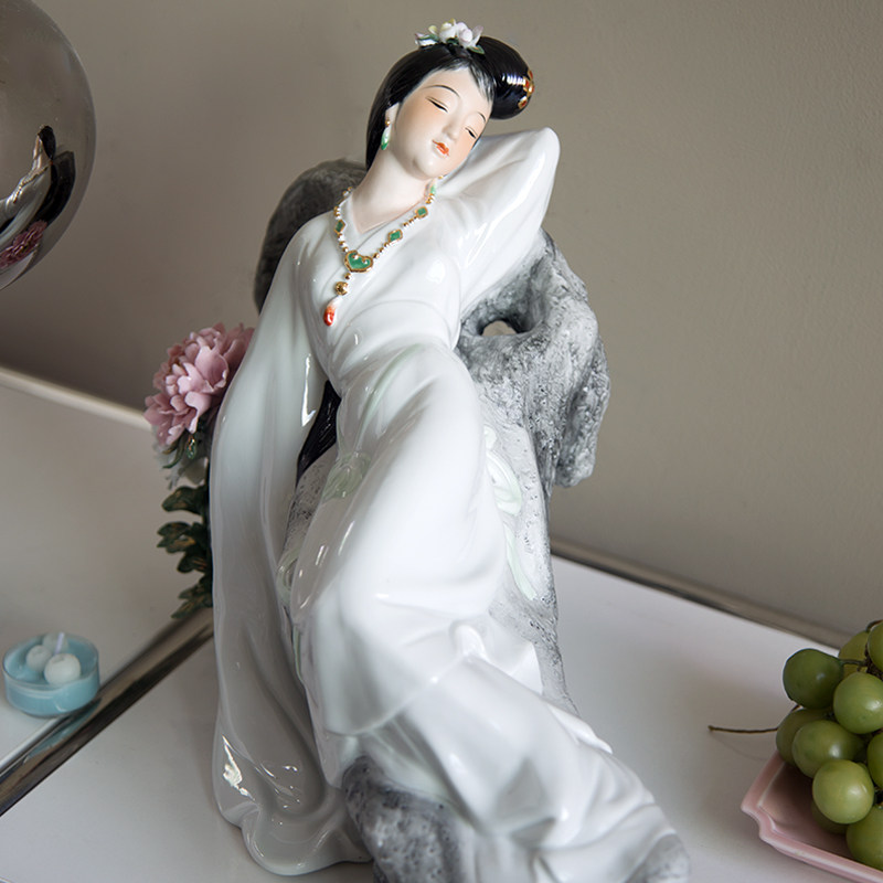 新中式陶瓷仕女雕塑瓷器家居装饰品艺术工艺品高级感客厅玄关摆件