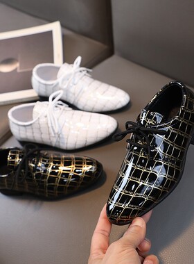 2025新款小男孩单鞋黑色皮鞋儿童英伦风系带演出鞋男童尖头礼服鞋