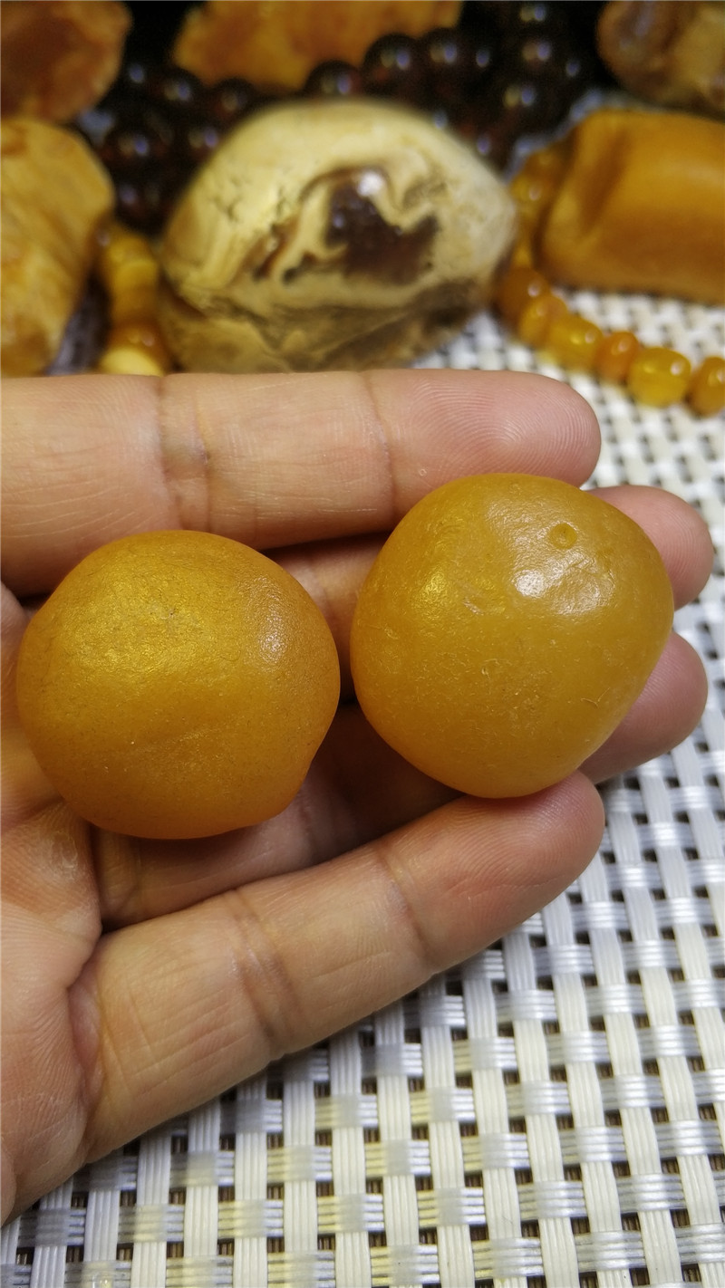 海漂纯天然原石波兰鸡油黄蜜蜡