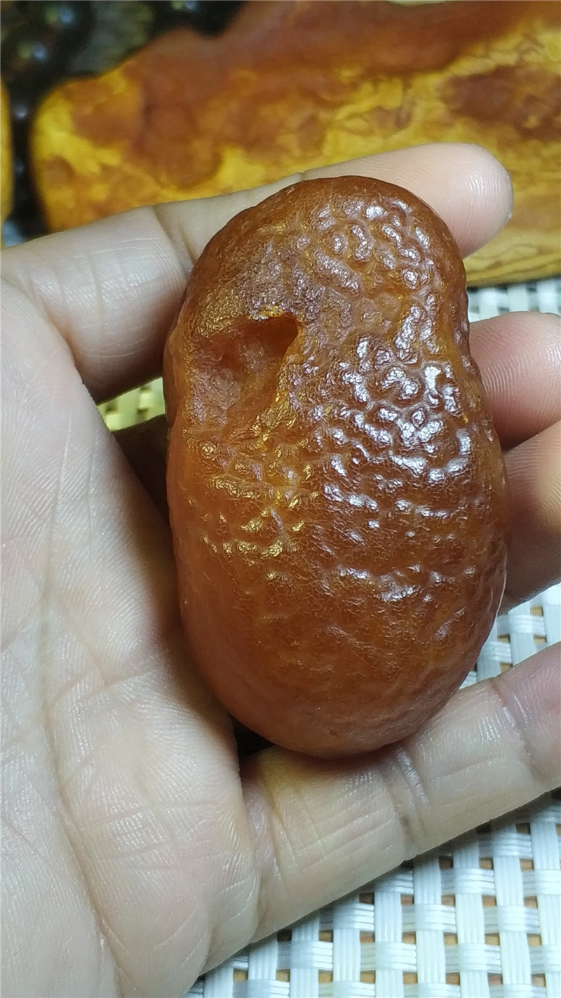 纯天然海漂脑纹琥珀蜜蜡吊坠把件