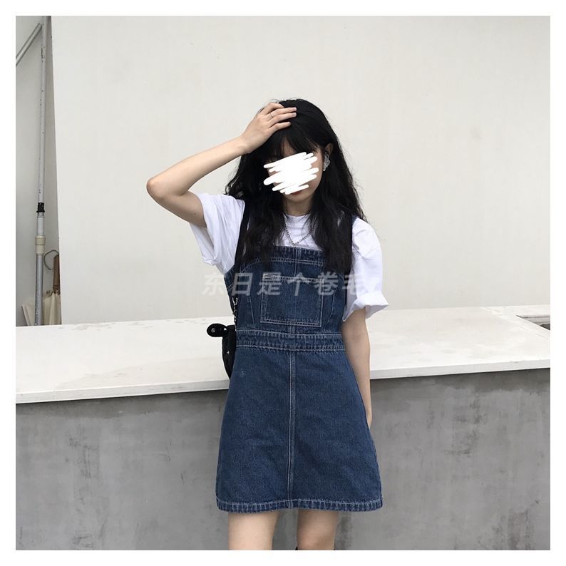 Denim strap skirt women's 2021 spring and summer new high waist French retro western fashion age reducing suspender dress