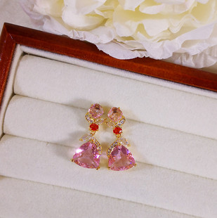 小清新嫩粉微镶锆石仿水晶花形立体三角橙红耳环女银针可爱甜美
