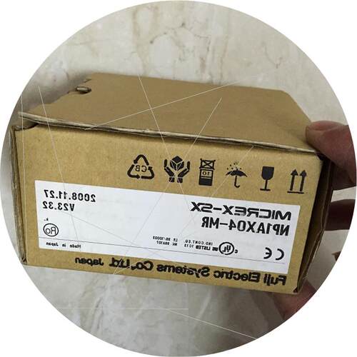 议价* NP1AX08I-MR NP1L-LL1 FUJIPLC 全新原装