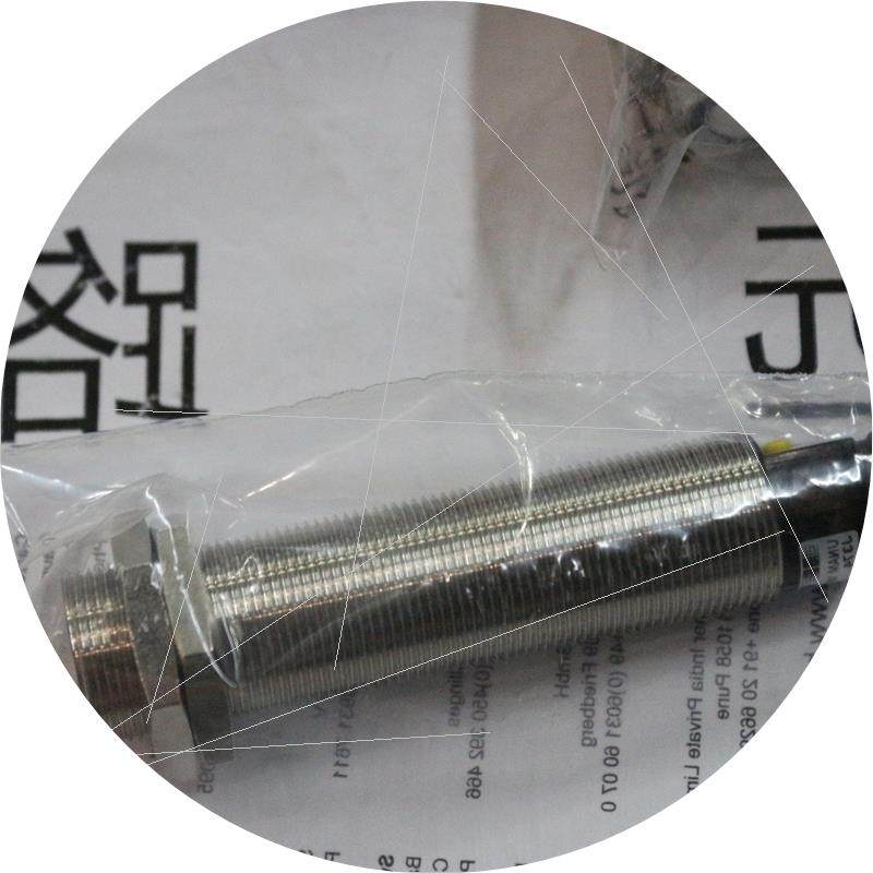 议价BAUMER传感器UNAM18P7903/S14