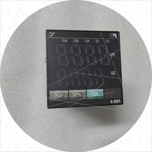 议价FUJI PXR4TAS1-0V200 控制器 全新原装现货议价
