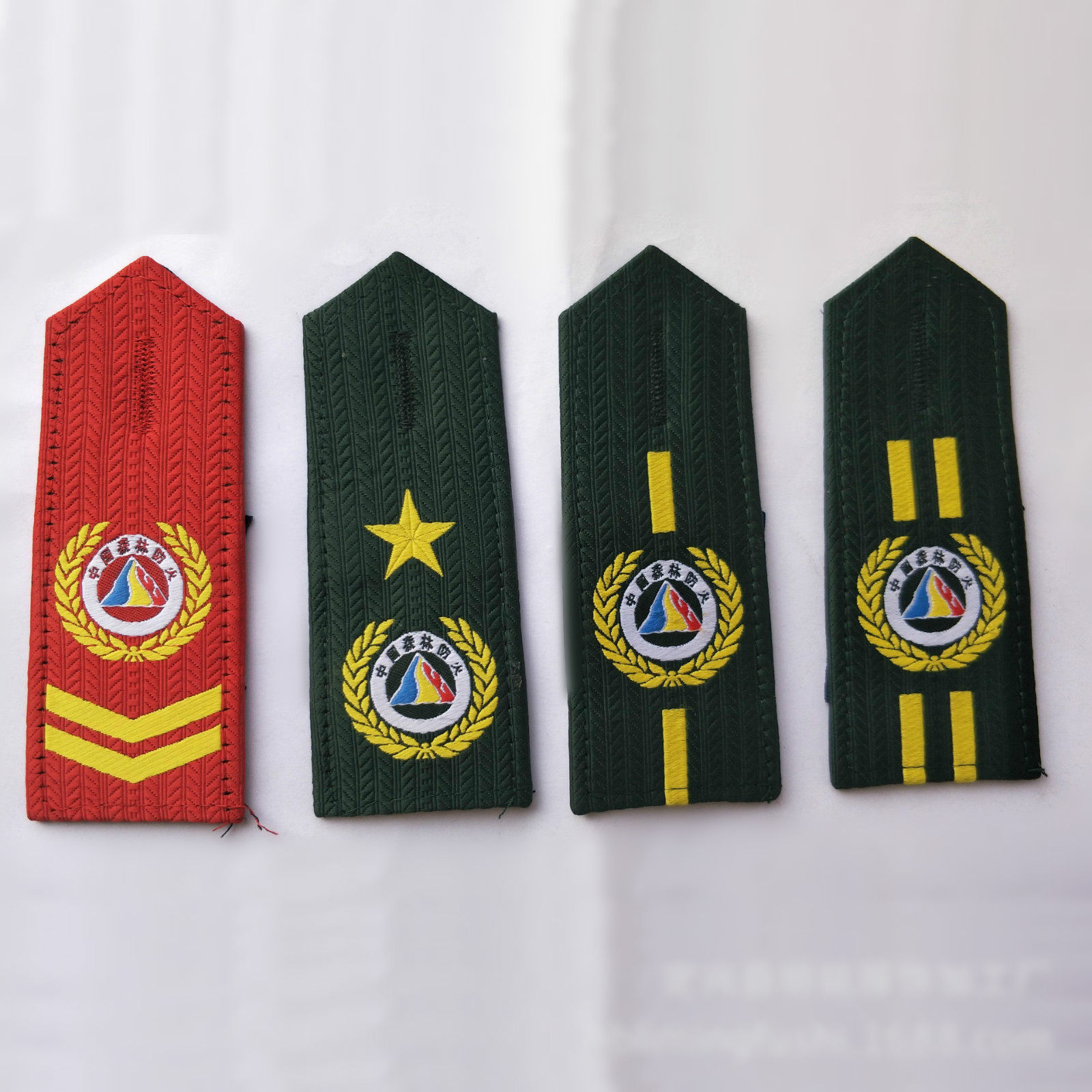 消防肩章红色绿色森林防火肩章肩牌