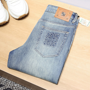 2026新款春夏男士小直筒修身牛仔裤浅蓝色休闲长裤春季薄款小脚裤