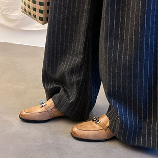 真皮法式复古秀气薄底乐福小皮鞋百搭英伦绝美舒适平底锁扣单鞋女