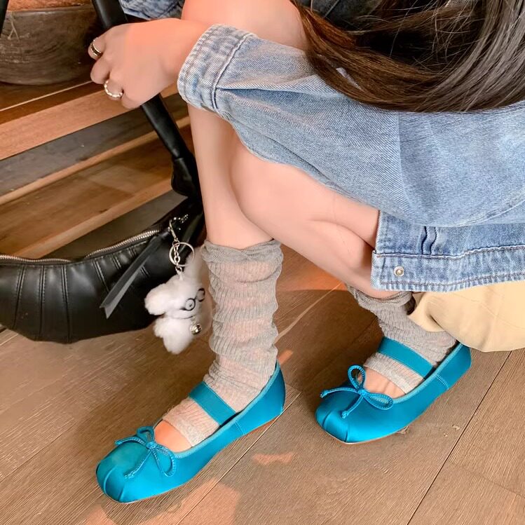 法式蝴蝶结软底缎面瓢鞋开春绝美配裙子蓝色平底芭蕾风玛丽珍单鞋