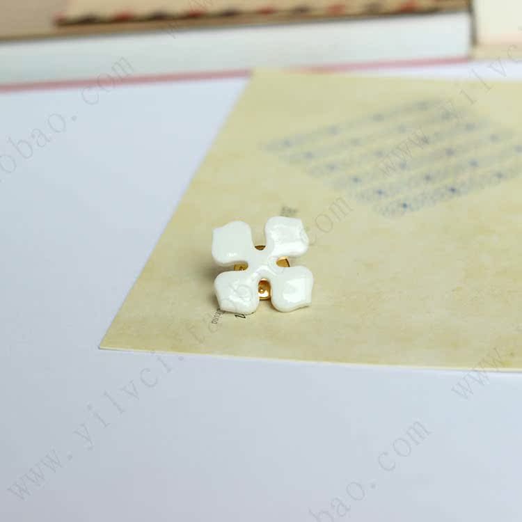 Broche Lovers en autre - Ref 1182036 Image 5