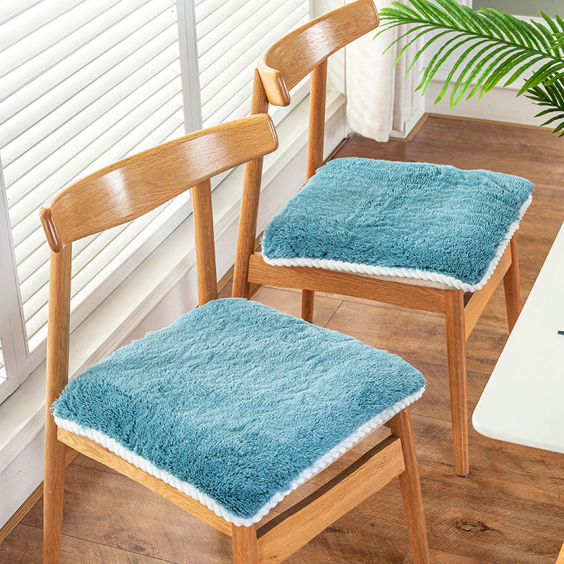 加厚保暖毛绒坐垫久坐冬季屁股